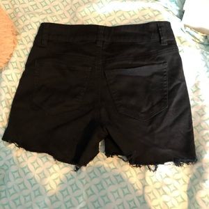 Black cropped jeans. Size 3